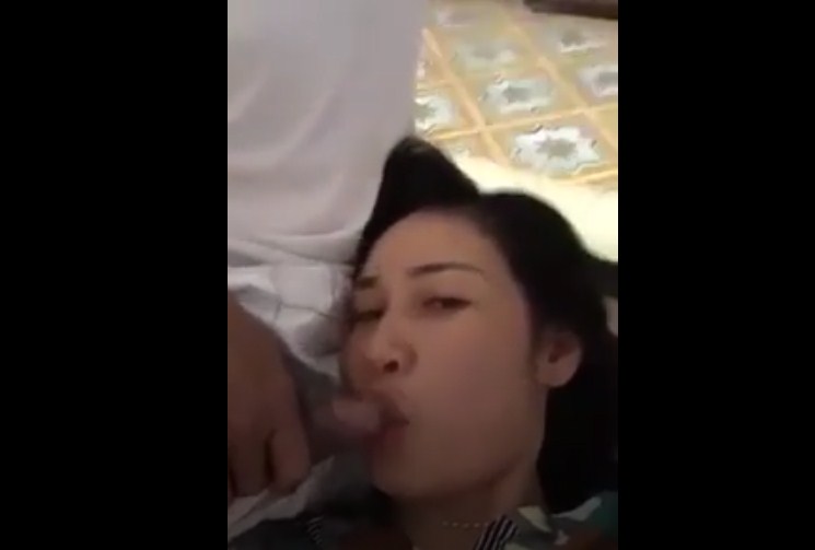 Sepong Kontol Kakek Sampai Muncrat