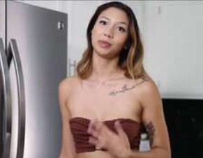 Ngeseks Di Meja Dapur Sampai Crot