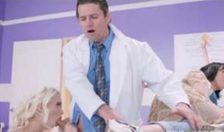 Abg Blonde Yang Buat Dokter Jadi Nafsuan
