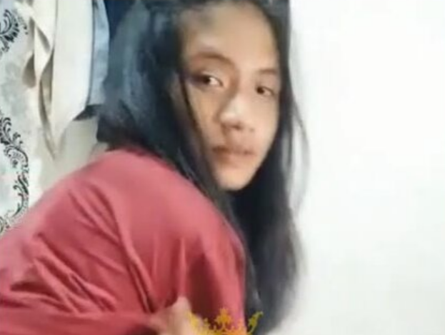 Live Barbar Yuni Lagi Mesum Sama Ayangnya