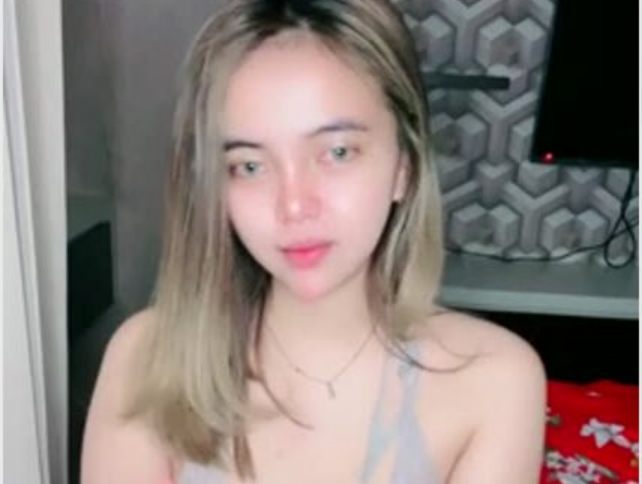 Miss Ruby Comeback Live Pamer Body