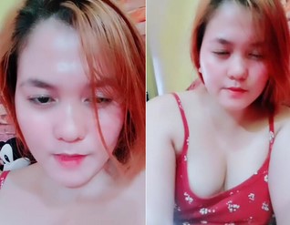 Mamih Berambut Pirang Pamer Jembut