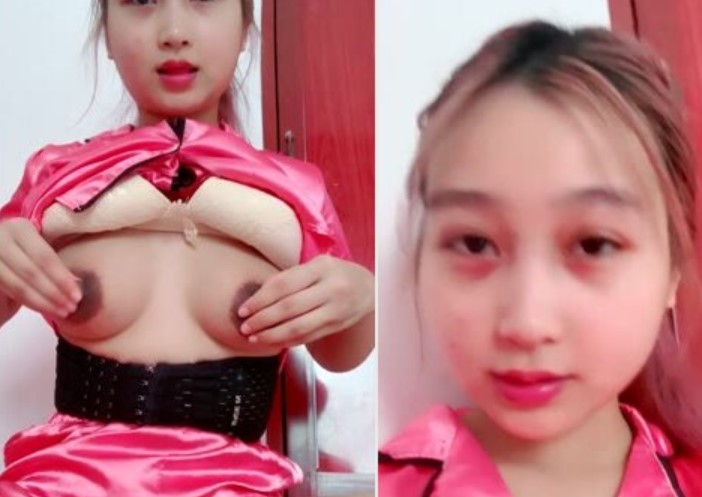 Jenny Spill Uting Sambil Nungging ID Mango 60564286