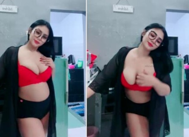 Sandra Gemoy Lagi Pamer Body ID MANGO 81869430