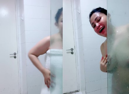 Tante BUNGA Live Mandi Buka2an ID Mango 71373531
